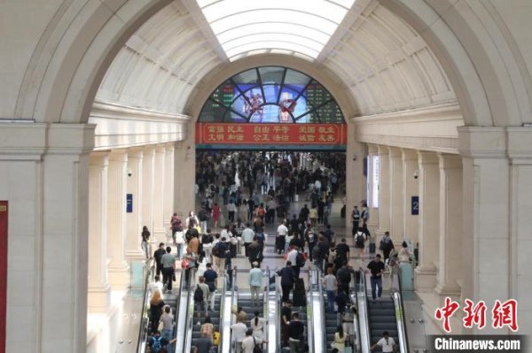 科元网  武铁端午假期预计发送旅客约380万人次